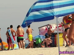 Spiaggia, Tette grandi, Brunetta, Università, Fetish, Pubblico, Guardone, Bagnata