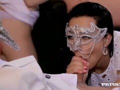 Anal, Culo, Corridas, Garganta profunda, Tetas naturales, Orgía, Medias largas, Tetas