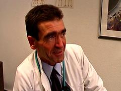 Amatéři, Velké péro, Kuřba, Stříkání spermatu, Doktor, Milf žcbp, Sestřička, Kancelář