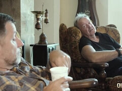 18 χρονον, Πίπα, Χύσιμο, Στο πρόσωπο, Ηδ, Γλείψιμο, Στρώνουν, Ρουφώντας