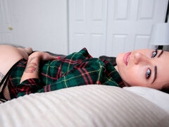 Συμπαθητική, Σε στάση σκύλου στα τέσσερα, Μαλακία, Πρώτου προσώπου, Ξυρισμένη, Κοκκαλιάρης, Έφηβος, Βυζιά