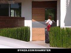 Femme dominatrice, Doigter, Hd, Lesbienne, Mère que j'aimerais baiser, Culottes ou slips, Séduite