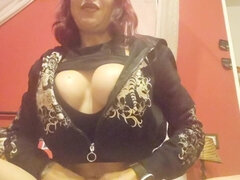 Beautiful Italian Dominatrix Makes You Eat Squirt