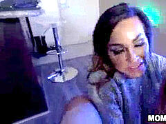 フェラチオ, カップル, 淫乱熟女, 母, フェラする, 禁句, ティーン, 三人