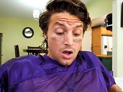 Stepmom Penny surprised her champion stepson with her juicy slit