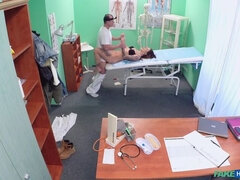 Amatéri, Doktor, Prstovanie, Honění, Výprask, Sestrička, Kancelária, Uniforma