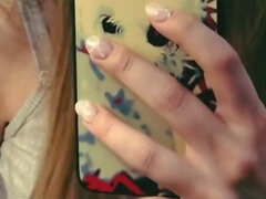 Stora tuttar, Avsugning, Brunett, Fingering, Hårig, Handjobb, Hemmagjord, Tonåring