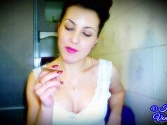 Dominerende kvinne, Milf, Røyker