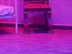 Ερασιτέχνης, Μελαχροινή, Δονητής, Ερωτικός, Ώριμη γυναίκα, Μόνος