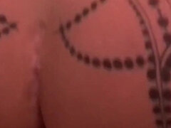 Duży tyłek, Duże cycki, Obciąganie, Brytyjski, Mamuśka, Jazda konna, Pończochy, Tatuaż