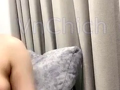 With this lover, I stay at home with my face in my pussy all day long, guys