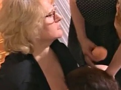 Baben, Bbw stor vacker kvinna, Dildo, Ansiktsbehandling, Granny, Hårig, Hardcore, Mogen