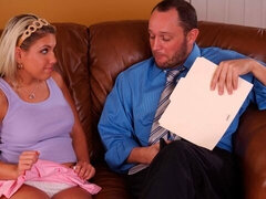 Stor pik, Store bryster, Blondine, Pik sutte, Naturlige bryster, Kort hår, Mager, Teenager