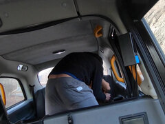 Enthousiasteling, Grote mammen, Auto, Sperma in gezicht, Hakken, Buiten, Kut duiken, Billekoek