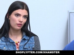 18, Zadné izbu, Veľké péro, Brunetka, Trest, Pička, Teenka, Uniforma