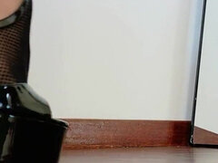 Highheel Tapping and Walking in Lethal Stilettos