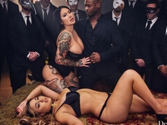 Aziatisch, Grote kont, Grote lul, Grote mammen, Pijpbeurt, Hondjeshouding, Moeder die ik wil neuken