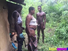 Stor svart kvinne, Kukk suging, Bløtkake, Bakfra, Gruppe, Hardcore, Utendørs, Offentlig