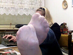 Teacher indulges in stocking foot fetish with her nylon feet