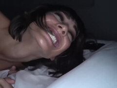 Gros cul, Gros seins, Brunette brune, Plantureuse, Classique, Éjaculation interne, Hd, Jouets