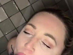 Leie, Wohlbeleibte schöne frauen, Grosser schwanz, Süss, Interrassisch, Natürlichen titten, Pissen, Dusche