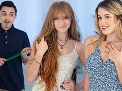 18 éves, Popó, Monumentális dákó, Cumizás, Két nő, Természetes mellek, Vékony, Begyek