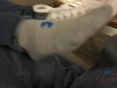 화장실, 지저분한, 여자친구, 오르가슴, 피어싱, 보지, 빼빼한, 양말