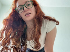 Amateur, Conversation vulgaire, Femme dominatrice, Futanari, Rousse roux, Strapon, Professeur, Uniforme