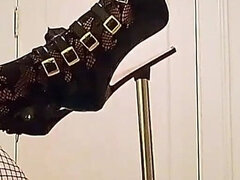 Leie, Grosser arsch, Grosser schwanz, Blasen, Domination, Absätze, Lingerie, Transfrau