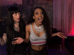 Veľký zadok, Veľké kozy, Prstovanie, Medzirasové, Lesbické, Masturbácia, Milf  mčbp, Pička