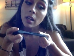 Na psíka, Honění, Masturbácia, Prirodzené prsia, Stockings, Stripping, Teenka, Hračky