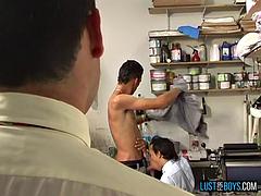 Verga grande, Atrapados, Gay, Chupando