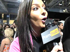 Pienikokoinen, Tissit