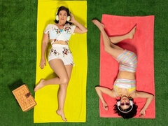 Prstovanie, Bozkávanie, Lesbické, Masturbácia, Milf  mčbp, Pička, Vyholené, Stripping