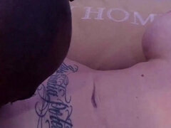 Amateur, Gros seins, Sucer une bite, Éjaculation interne, Interracial, Mère que j'aimerais baiser, Chatte, Tatouage