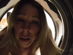 Amatoriale, Culo grosso, Tette grandi, Pompino, Famiglia, Mamma che vorrei scoparmi, Punto di vista pov, Matrigna