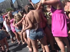 Leie, Grosse titten, Blondine, Vollbusig, Paar, Gruppe, Im freien, Muschi