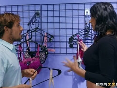 Americkej, Zadok, Veľké kozy, Péro, Piercing, Pička, Krátke vlasy, Tetovanie