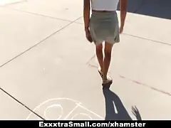 Stor kuk, Hd, Naken, Mager, Tonåring, Trekant, Tuttar