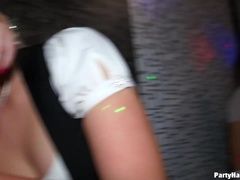 Amatör, Blondin, Stövlar, Dansar, Snopp, Doggystyle, Mellanrasig, Party