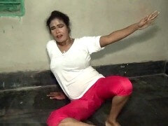 Elegant dancer Bdpriyamodel showcases a steamy routine in 2025