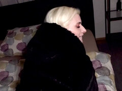 금발의, 오랄섹스, 입에 사정, 사정 샷, 도기스타일, 자연의 가슴, 야외의, 셀카