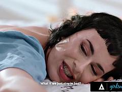 GIRLSWAY - Caring Nicole Kitt Gives Romantic Oil Massage To Girlfriend Olive Glass