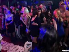 Blondýna, Boty, Nazí chlapi, Ženský, Skupina, Mezirasové, Kuřba sání, Swingers