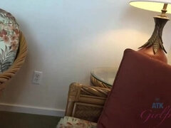 Jade Amber: A Dinner Date & Intimate Encounters