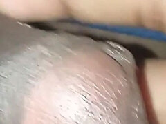 18 jaar, Sperma shot, Harig, Hardcore, Zoenen, Masseren, Pissen, Tiener