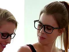 Жопа, Красотки, Дилдо, Сидя на лице, Хд, Лизание, Натуральные сиськи, Оргазм