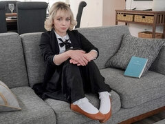 Anaal, Grote kont, Grote lul, Blond, Pijpbeurt, Klein, Schoolmeisje, Tiener
