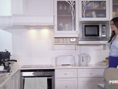 Anális szex, Cumizás, Kutya póz, Arcra élvezés, Iroda, Lovaglás, Durva, Titkárnő