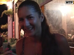 Praia, Morena, Masturbação, Ao ar livre cartaz de rua outdoor, Piercing, Público